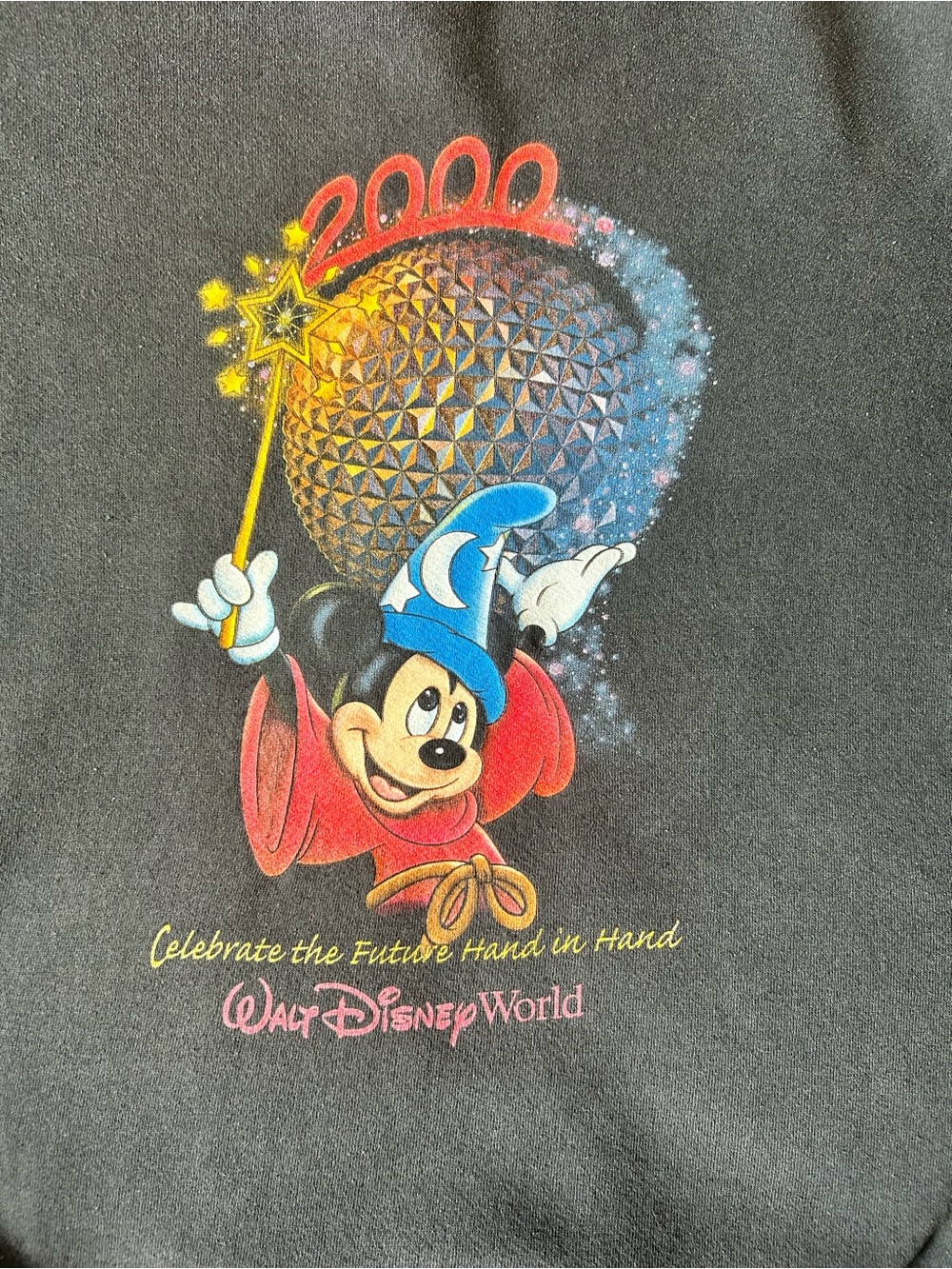 Vintage Walt Disney World 2000 Epcot Sorcerer Mickey Sweatshirt XL Made In USA